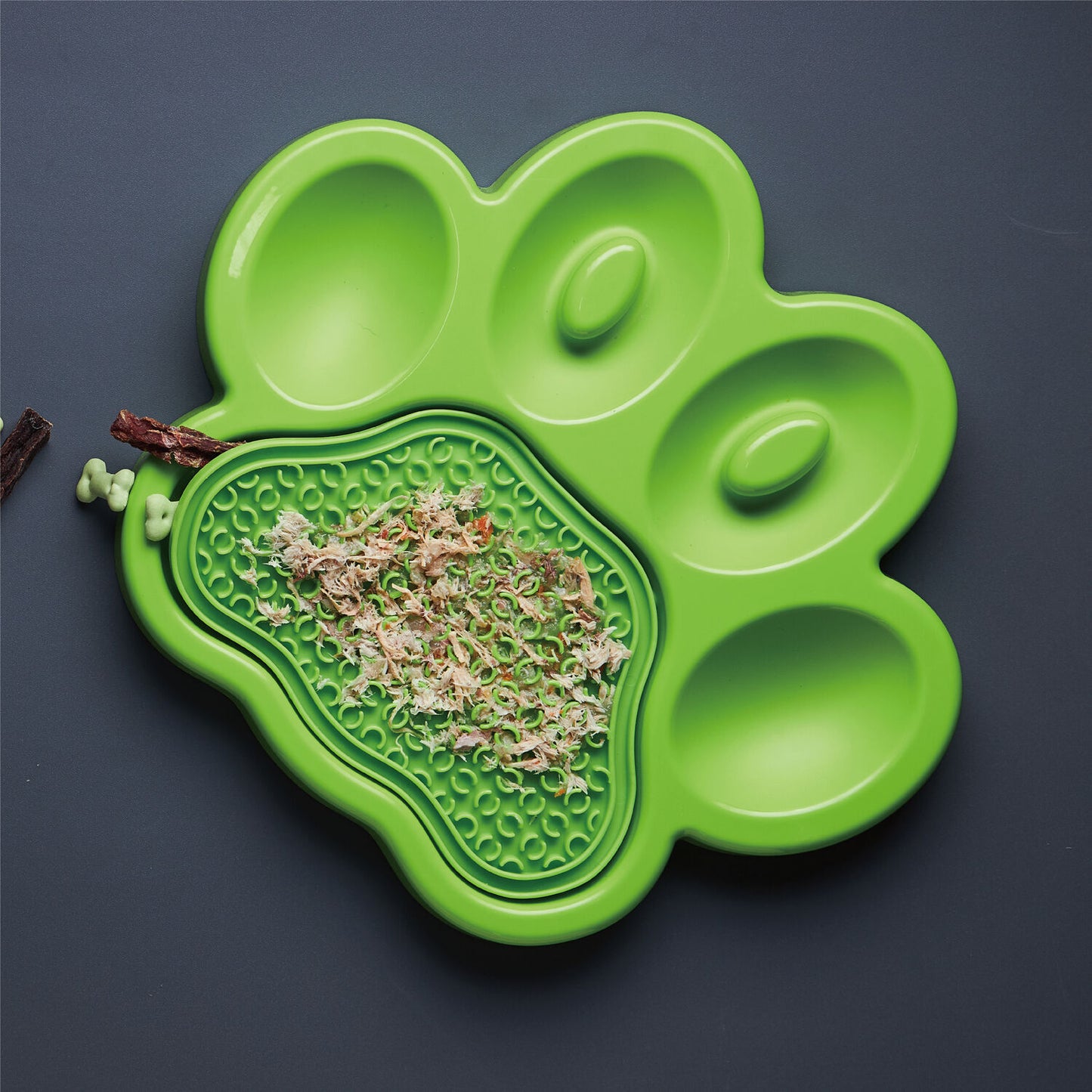 PAW 2-IN-1 Slow Feeder & Lick Pad - Green (Easy)