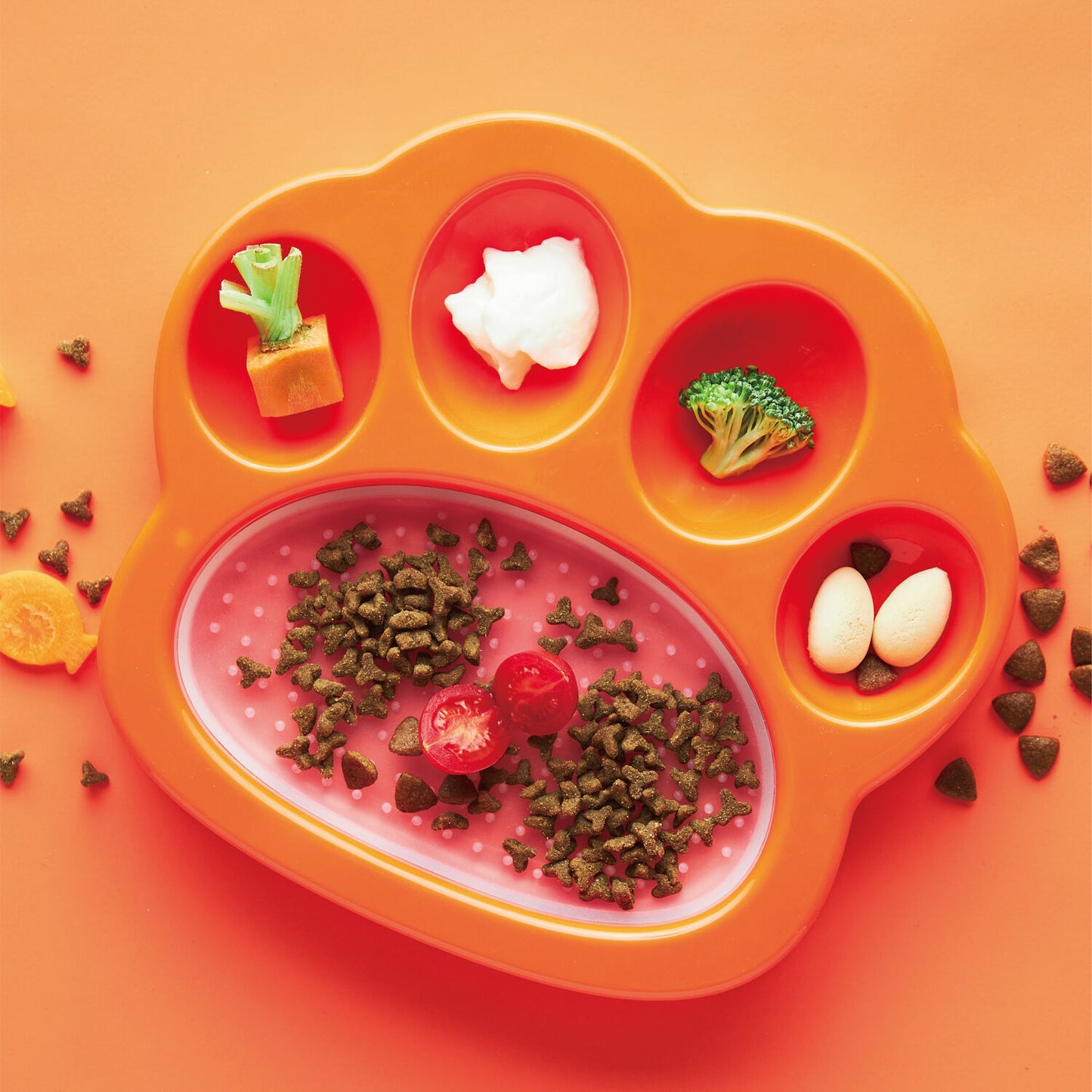 PAW 2-IN-1 Mini Slow Feeder & Lick Pad - Orange (Easy)