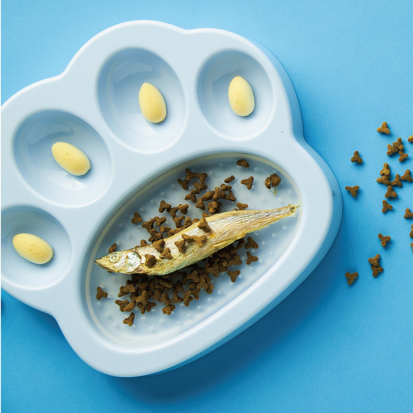 PAW 2-IN-1 Mini Slow Feeder & Lick Pad - Baby Blue (Easy)